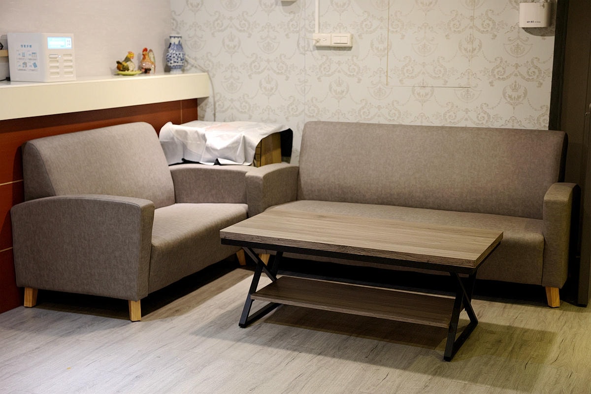 20251108-mf85o 20251108-mf85o