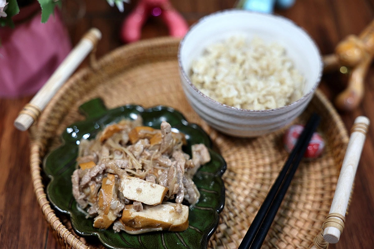 20251108-pw9cd 20251108-pw9cd