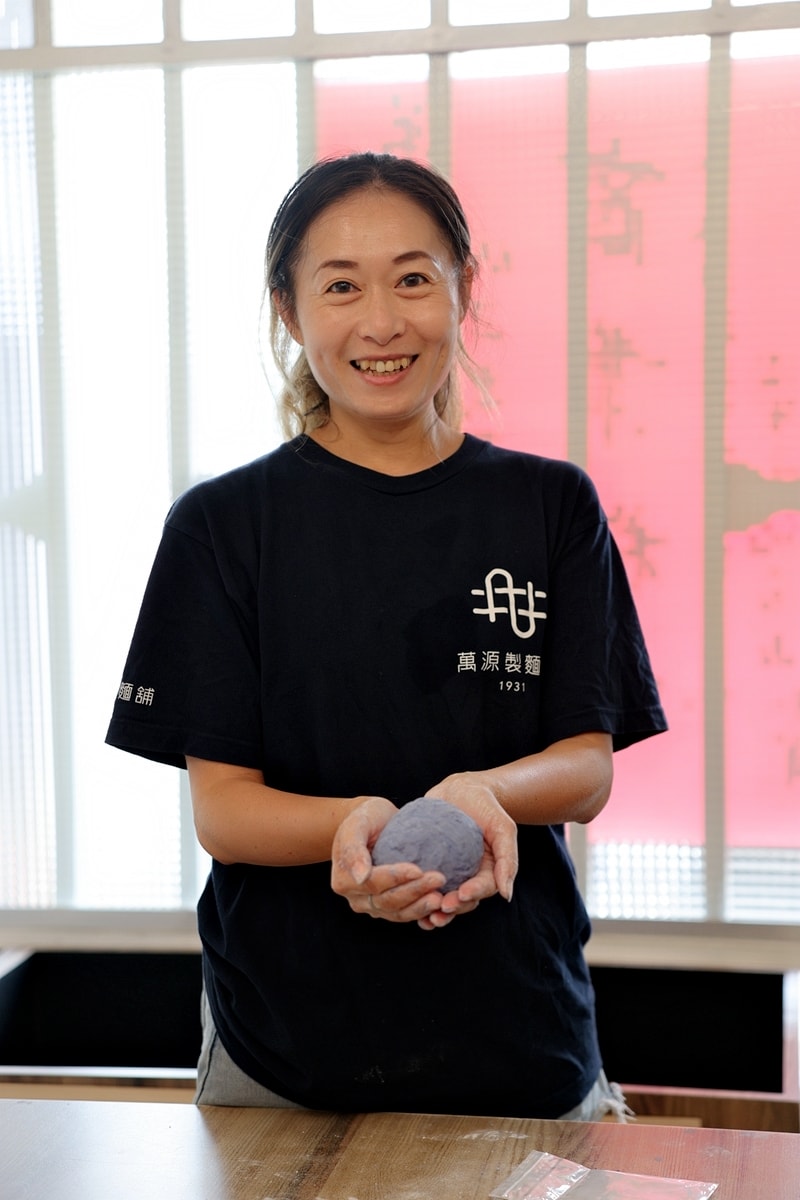 20251109-1bg3t 20251109-1bg3t