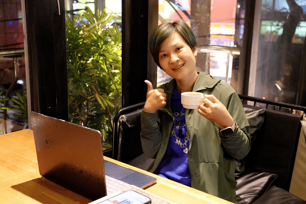 20251109-8yoex 20251109-8yoex