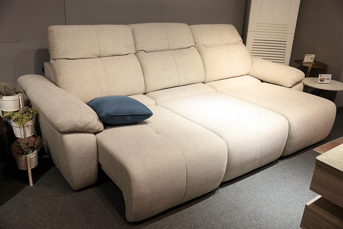 20251108-7ii7c 20251108-7ii7c