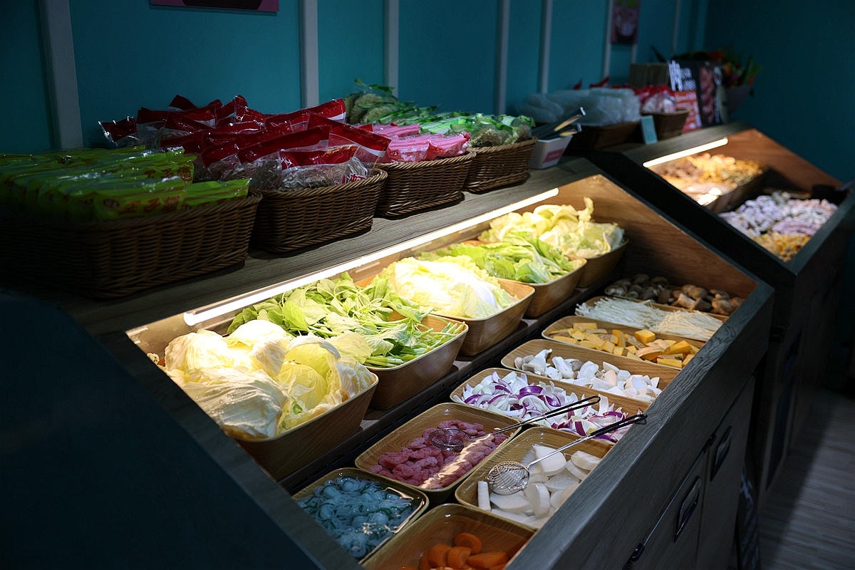 20251108-7yr8s 20251108-7yr8s