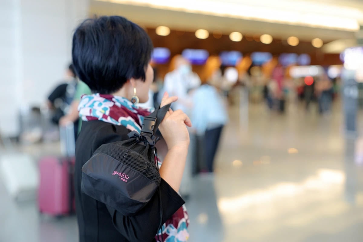 20251108-8pk49 20251108-8pk49