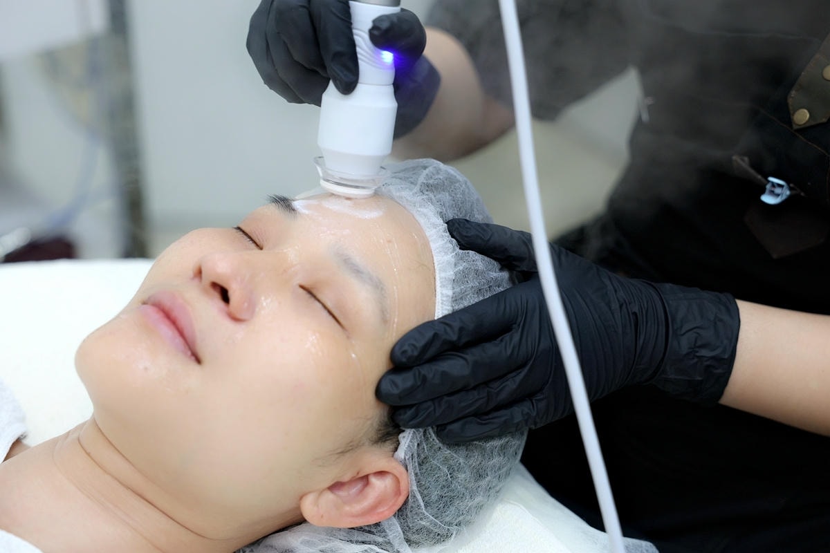 20251108-j0noy 20251108-j0noy