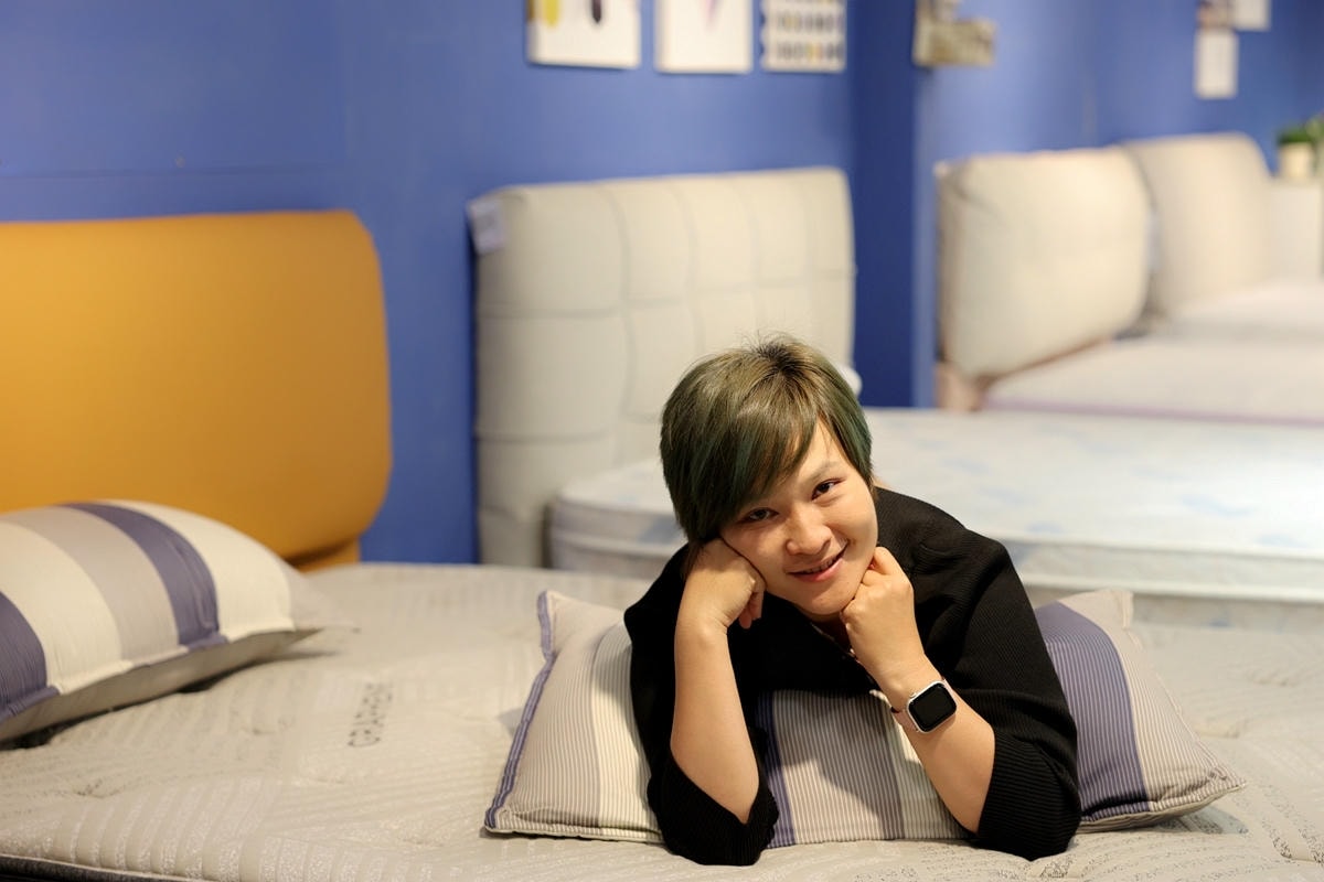 20251108-j48wg 20251108-j48wg