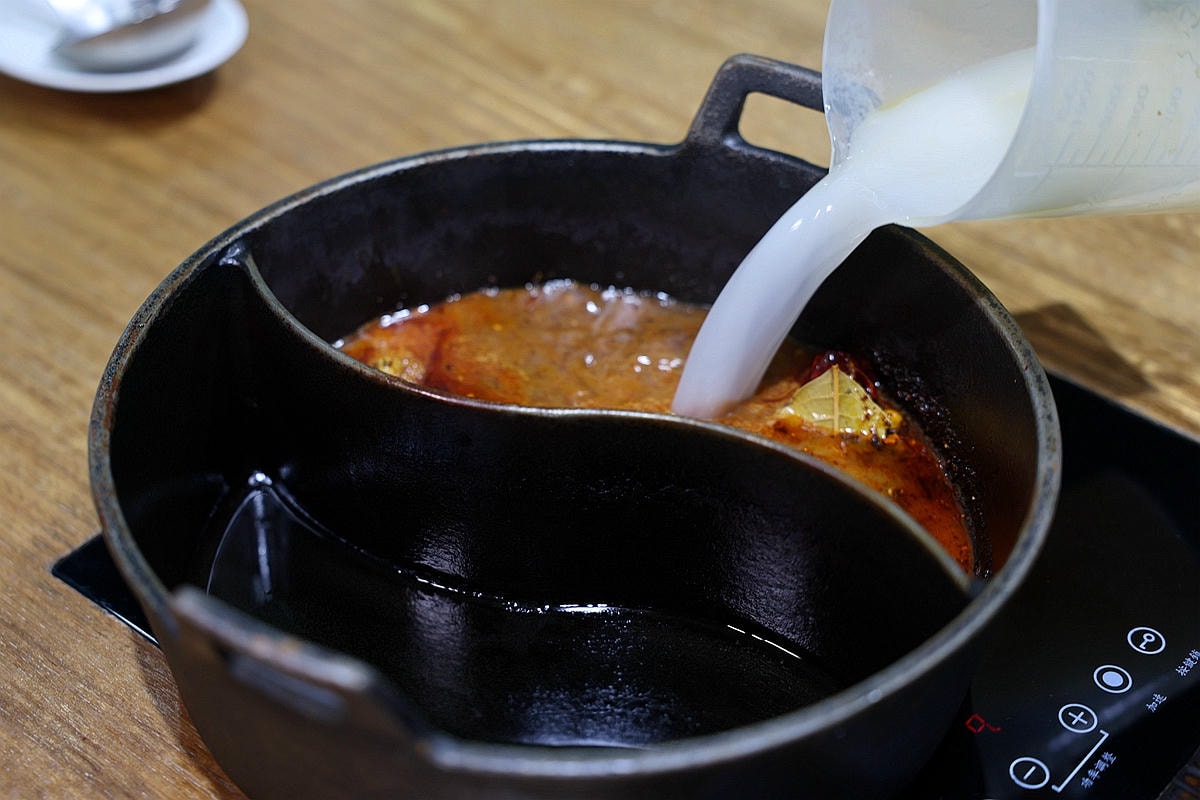 20251108-x5my3 20251108-x5my3