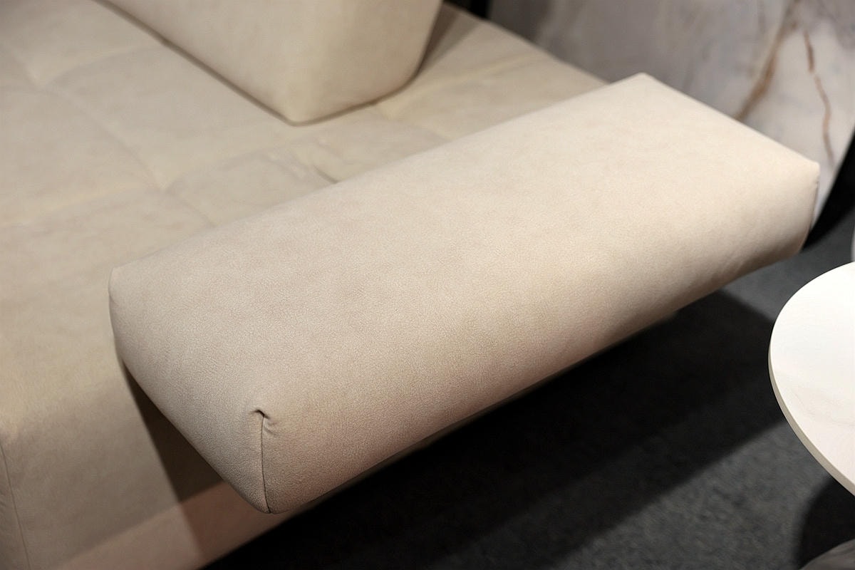 20251108-x5ojl 20251108-x5ojl