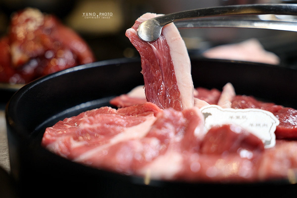 20251109-0wdwv 20251109-0wdwv