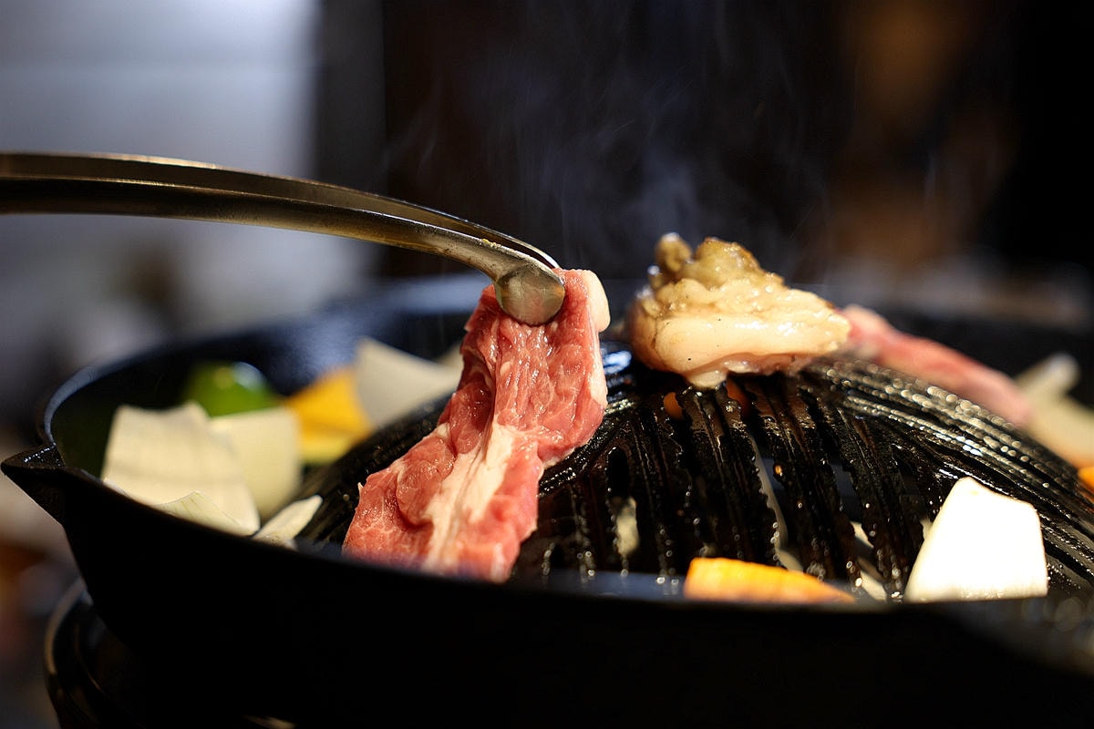 20251109-yn2fy 20251109-yn2fy