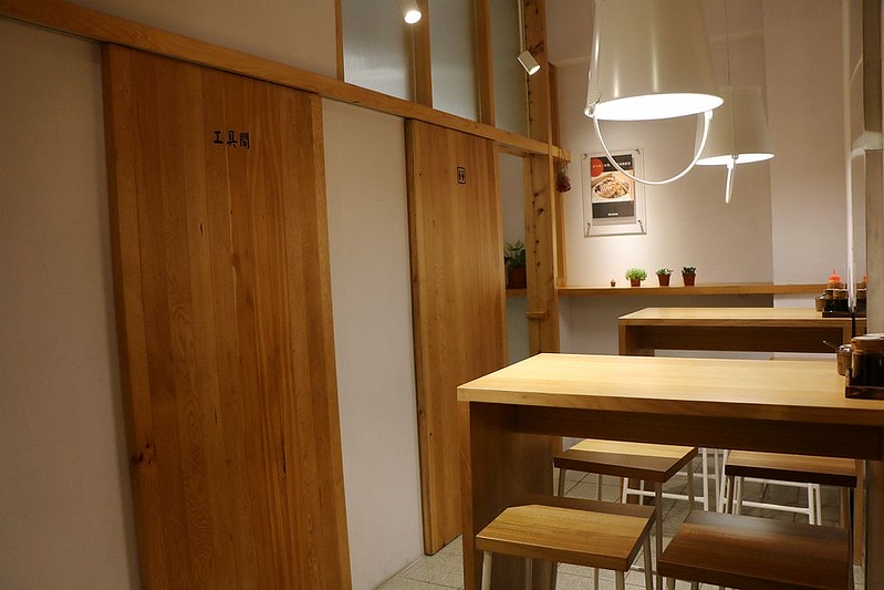 雙月食品社中和店018