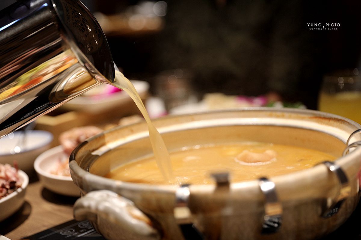 20251108-a873g 20251108-a873g