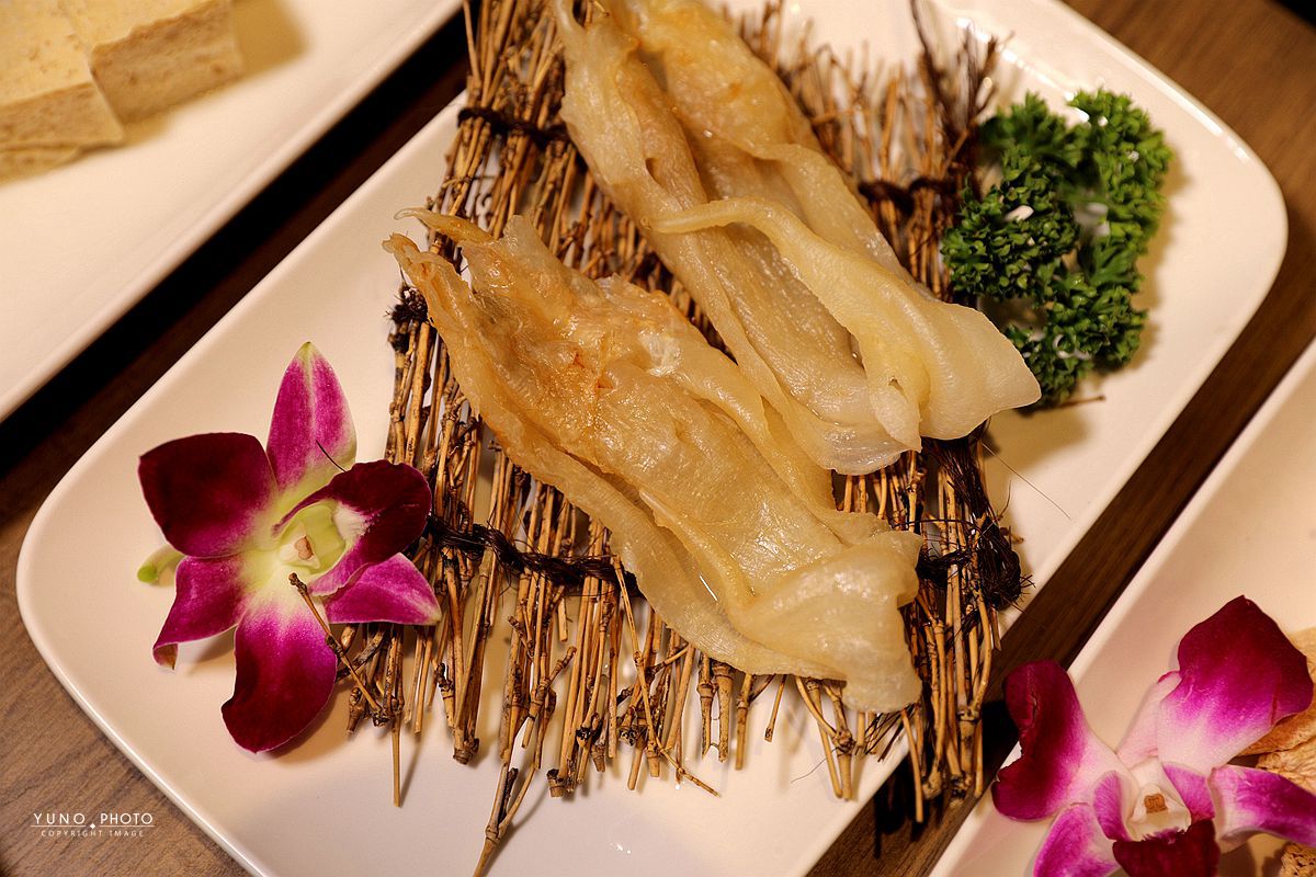 20251109-177zw 20251109-177zw