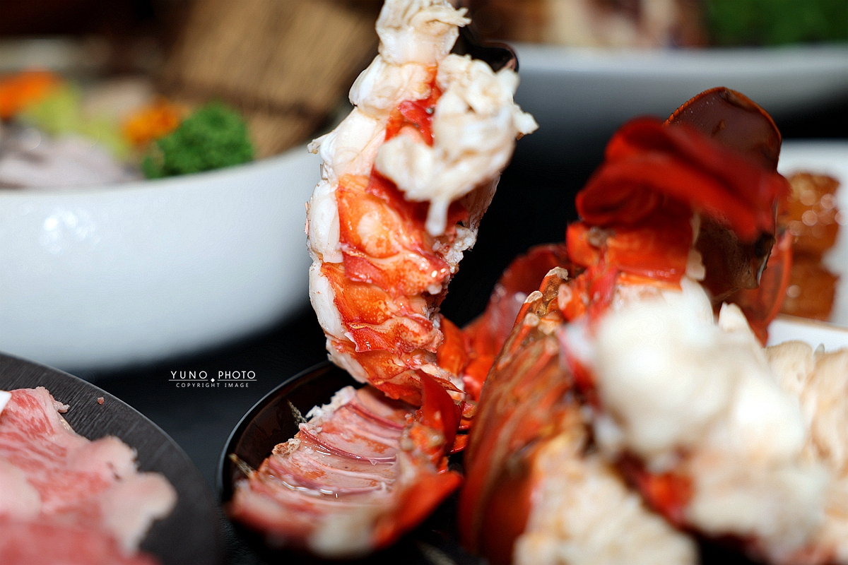 孫太太山海惠中行館|全台最貴!台中西屯吃到飽天花板 全台首創活體帝王蟹吃到飽 奢華龍蝦、A5和牛無限續點 - 第15張圖 孫太太山海惠中行館|全台最貴!台中西屯吃到飽天花板 全台首創活體帝王蟹吃到飽 奢華龍蝦、A5和牛無限續點