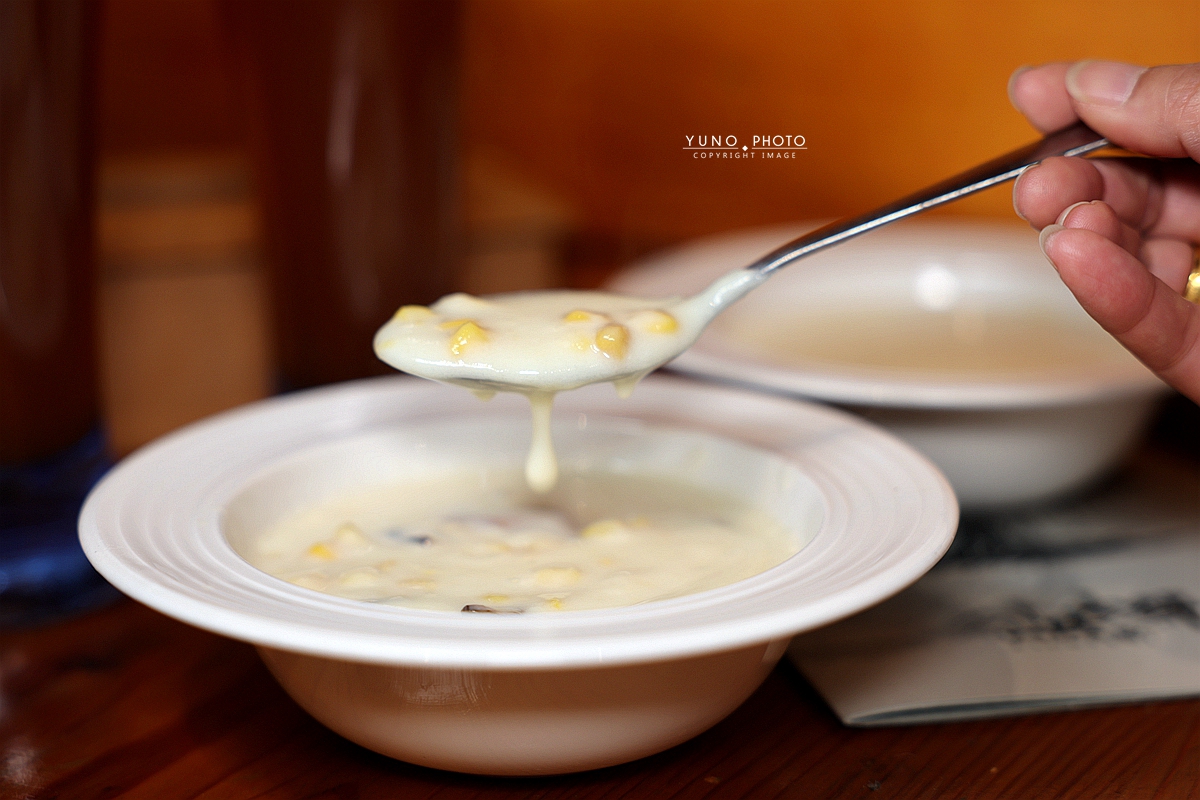 山終小鄰義大利麵專賣｜藏在逢甲巷弄的木質森林系餐廳 深夜職人義大利麵