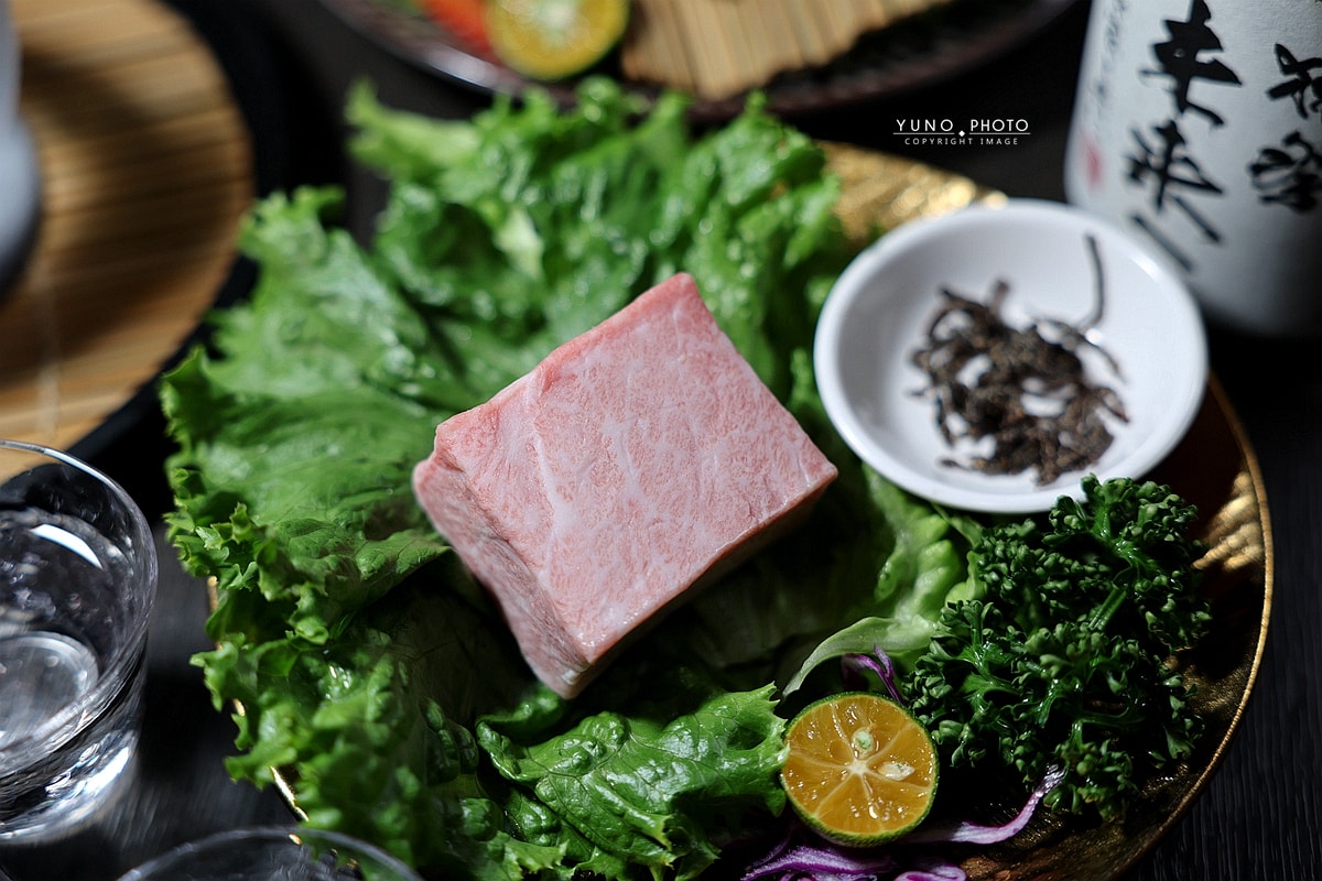 新竹燒肉推薦|極賀燒肉專賣Bar:專人代烤A5宮崎和牛、野生波紋龍蝦 從炭火香到海鮮甜都讓人停不下來 - 第26張圖 新竹燒肉推薦|極賀燒肉專賣Bar:專人代烤A5宮崎和牛、野生波紋龍蝦 從炭火香到海鮮甜都讓人停不下來