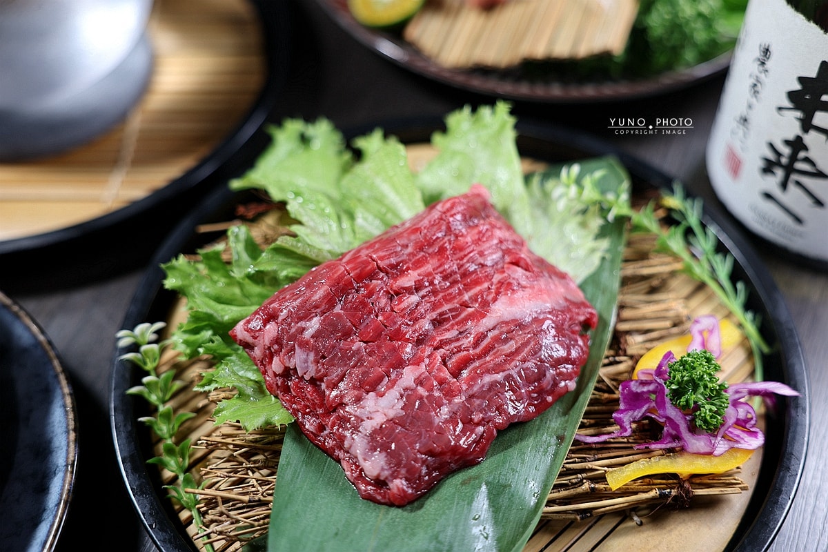 新竹燒肉推薦|極賀燒肉專賣Bar:專人代烤A5宮崎和牛、野生波紋龍蝦 從炭火香到海鮮甜都讓人停不下來 - 第32張圖 新竹燒肉推薦|極賀燒肉專賣Bar:專人代烤A5宮崎和牛、野生波紋龍蝦 從炭火香到海鮮甜都讓人停不下來