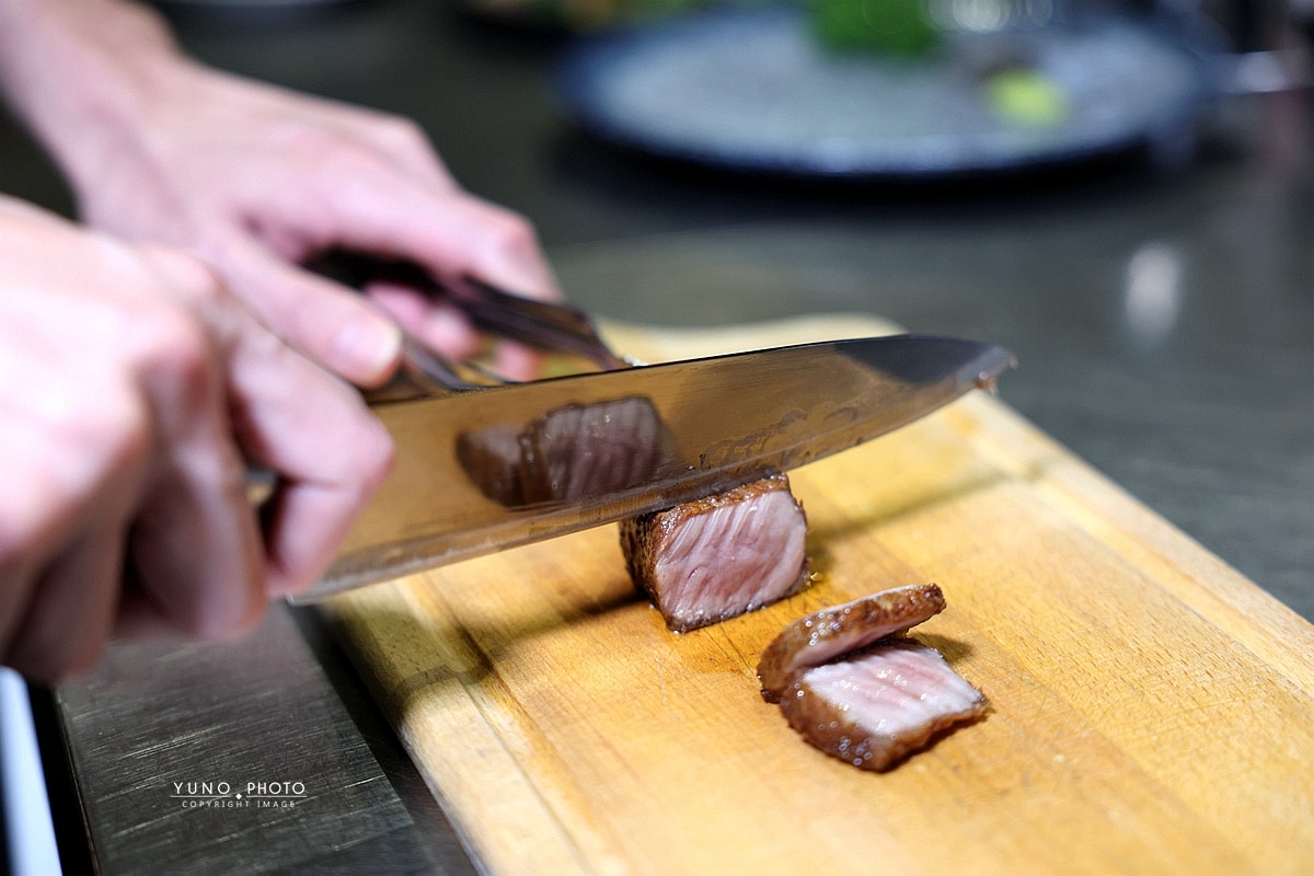 新竹燒肉推薦|極賀燒肉專賣Bar:專人代烤A5宮崎和牛、野生波紋龍蝦 從炭火香到海鮮甜都讓人停不下來 - 第29張圖 新竹燒肉推薦|極賀燒肉專賣Bar:專人代烤A5宮崎和牛、野生波紋龍蝦 從炭火香到海鮮甜都讓人停不下來