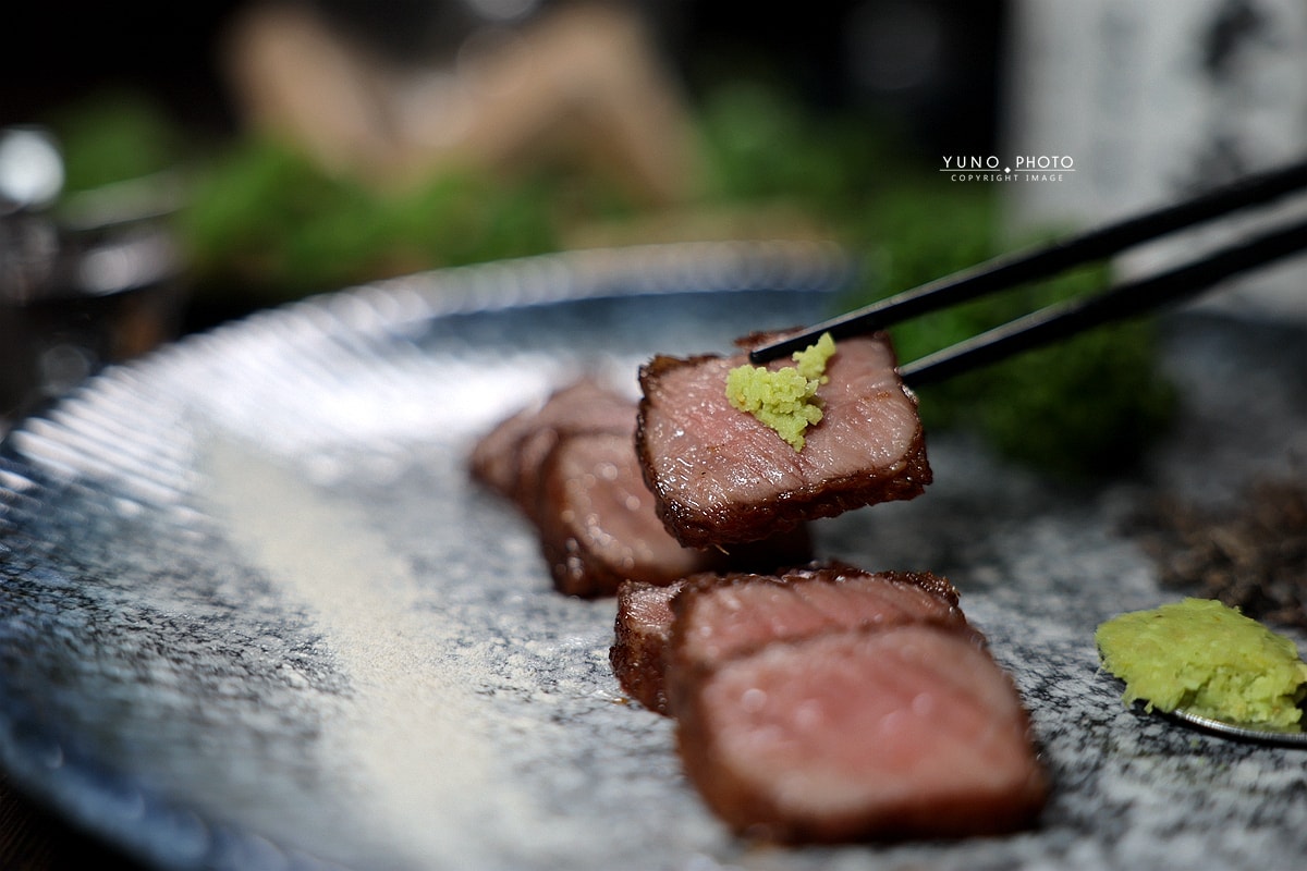 新竹燒肉推薦|極賀燒肉專賣Bar:專人代烤A5宮崎和牛、野生波紋龍蝦 從炭火香到海鮮甜都讓人停不下來 - 第31張圖 新竹燒肉推薦|極賀燒肉專賣Bar:專人代烤A5宮崎和牛、野生波紋龍蝦 從炭火香到海鮮甜都讓人停不下來