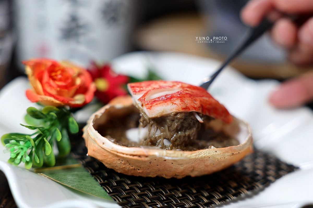 新竹燒肉推薦|極賀燒肉專賣Bar:專人代烤A5宮崎和牛、野生波紋龍蝦 從炭火香到海鮮甜都讓人停不下來 - 第45張圖 新竹燒肉推薦|極賀燒肉專賣Bar:專人代烤A5宮崎和牛、野生波紋龍蝦 從炭火香到海鮮甜都讓人停不下來