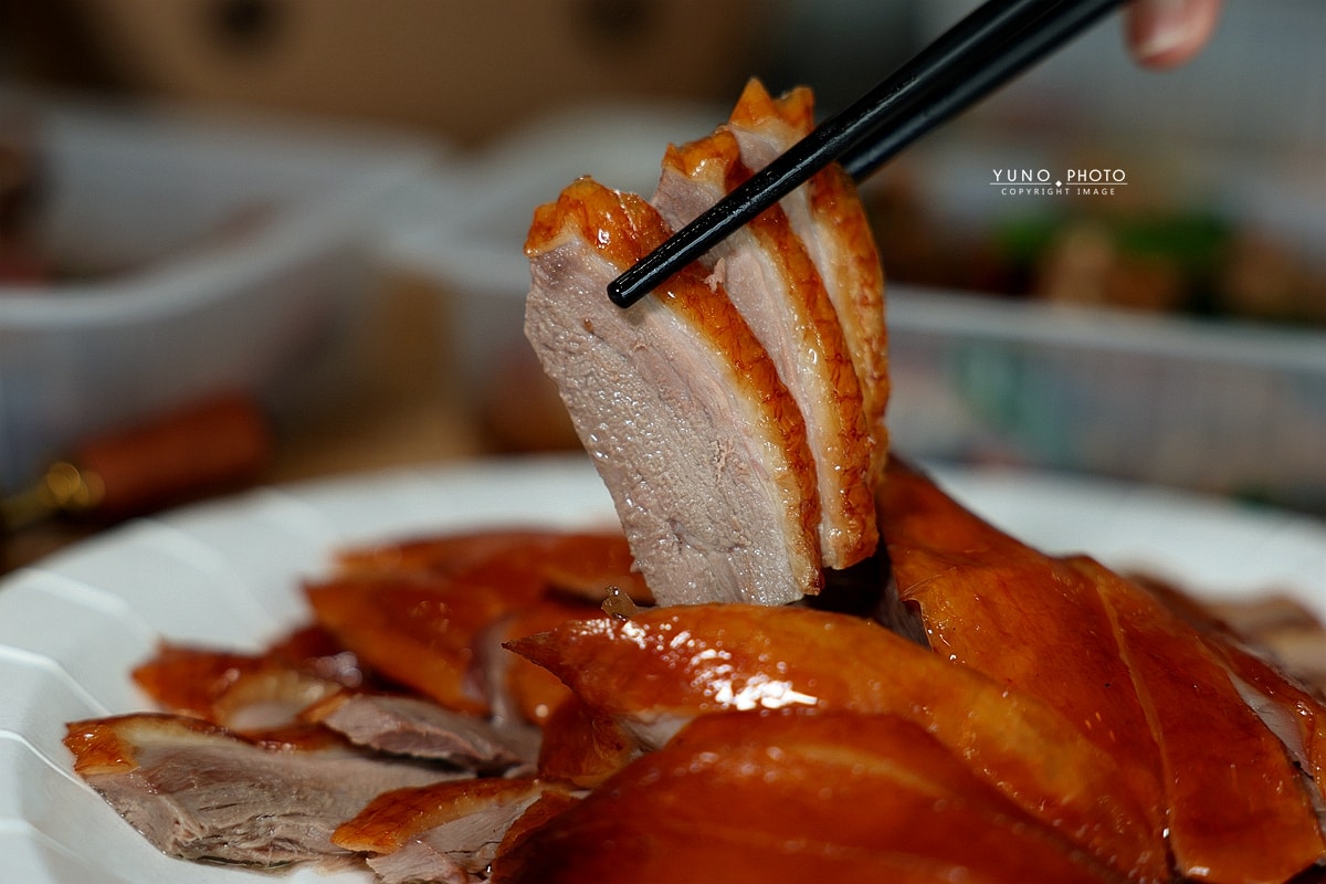 嘉義烤鴨推薦|民雄人氣烤鴨「鴨沐農-烤鴨專賣店」琥珀色片皮鴨肉汁炸裂 椒鹽鴨架涮嘴到連骨頭都不放過 - 第16張圖 嘉義烤鴨推薦|民雄人氣烤鴨「鴨沐農-烤鴨專賣店」琥珀色片皮鴨肉汁炸裂 椒鹽鴨架涮嘴到連骨頭都不放過