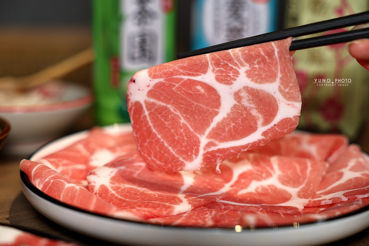 信義區私藏巷弄美食!法式大廚開的「員外佬麻辣火鍋」純天然蔬果慢熬湯底 顛覆麻辣鍋的想像 - 第23張圖 信義區私藏巷弄美食!法式大廚開的「員外佬麻辣火鍋」純天然蔬果慢熬湯底 顛覆麻辣鍋的想像